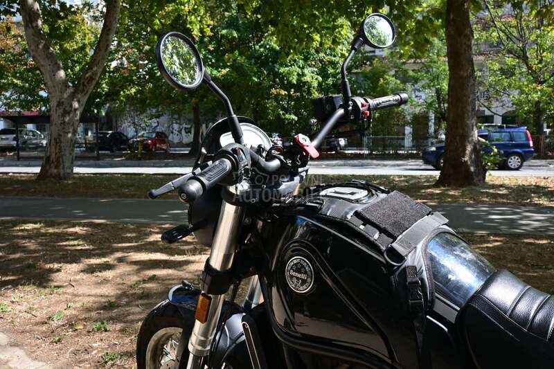 Benelli Leoncino 500 Trail