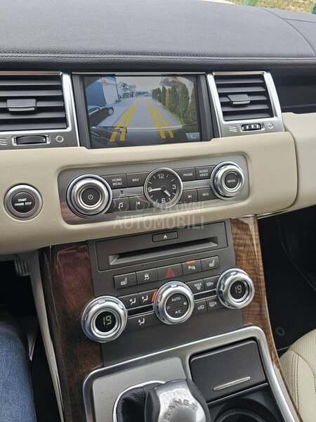 Land Rover Range Rover Sport 3.0TD V6 HSE