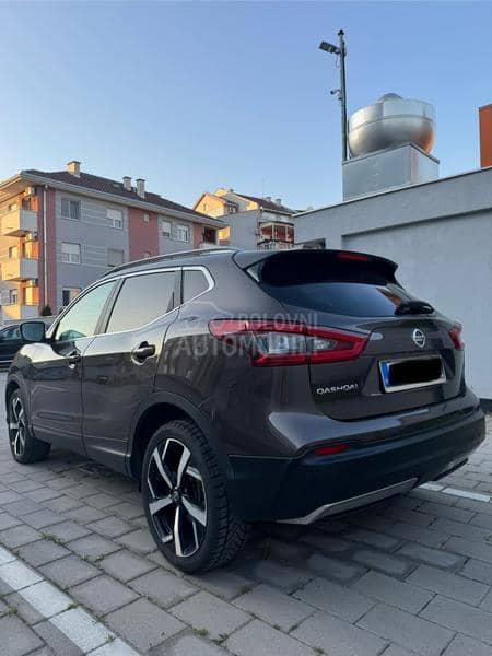 Nissan Qashqai  Nissan Qashqai