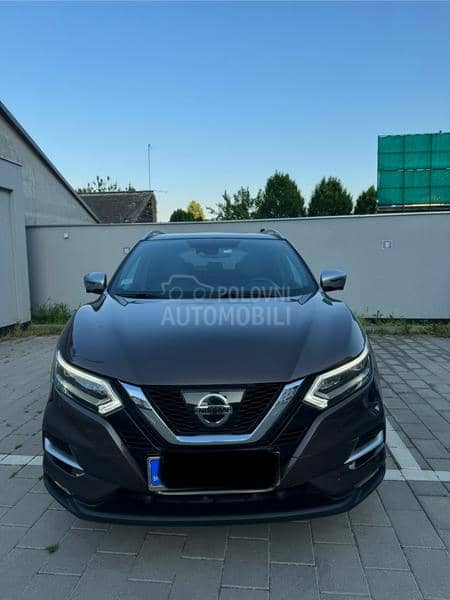 Nissan Qashqai  Nissan Qashqai