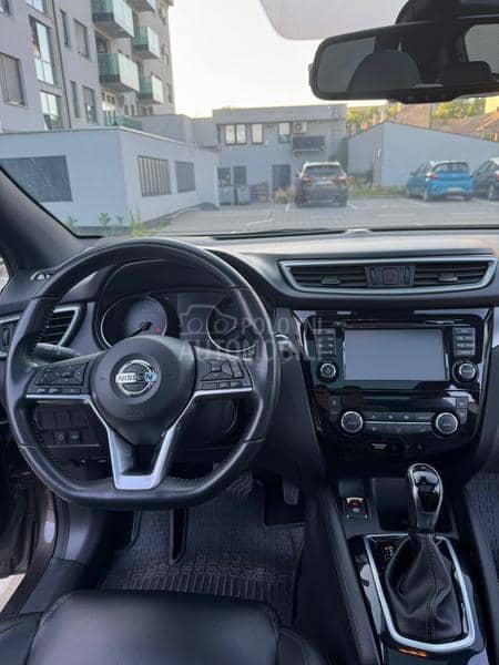 Nissan Qashqai  Nissan Qashqai