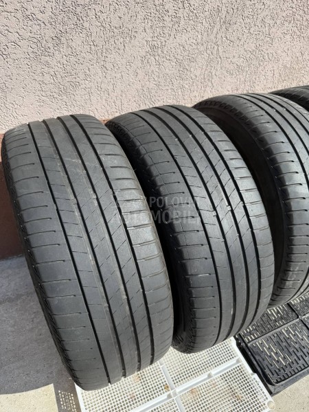 Bridgestone 225/55 R18 Letnja