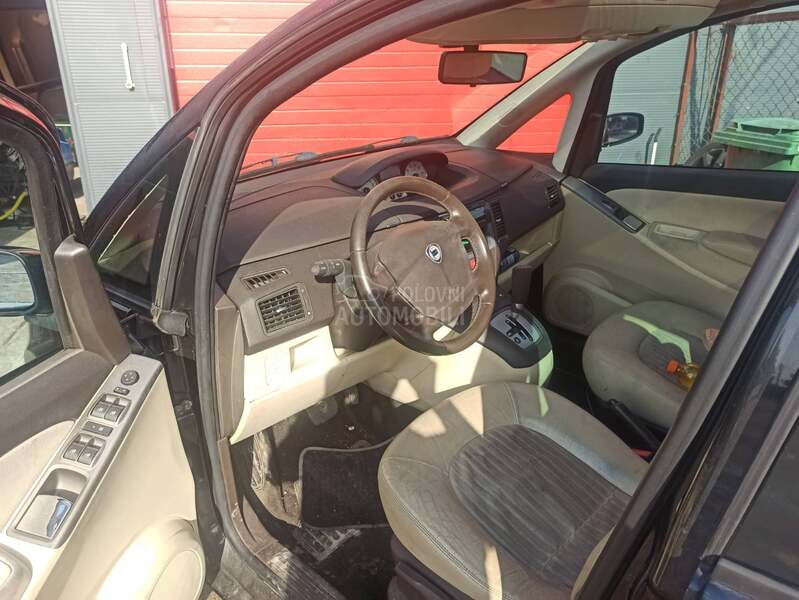 Lancia Musa 1.4 aut