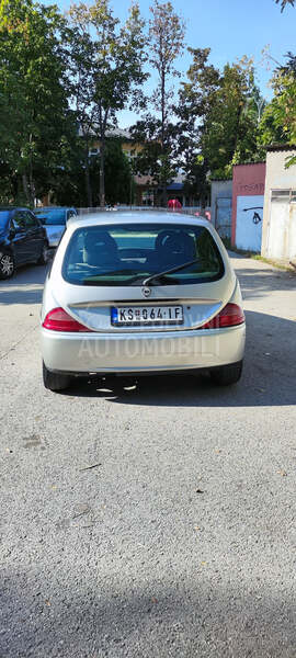 Lancia Ypsilon 1.2 16v