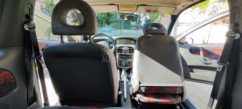 Lancia Ypsilon 1.2 16v