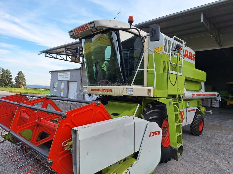 Case IH 2166 Axial Flow UVOZ