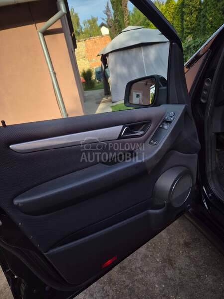 Mercedes Benz B 150 