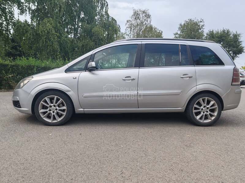 Opel Zafira 