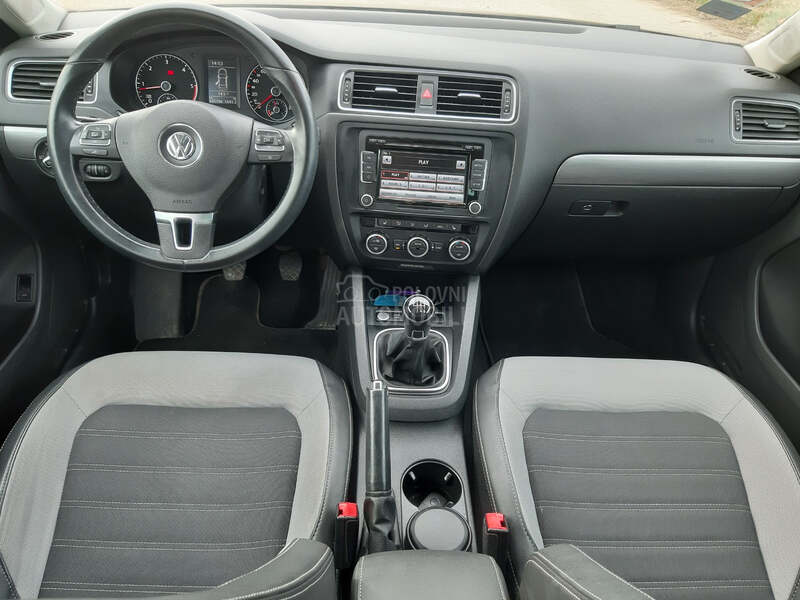 Volkswagen Jetta 2.0 TDI  Highline
