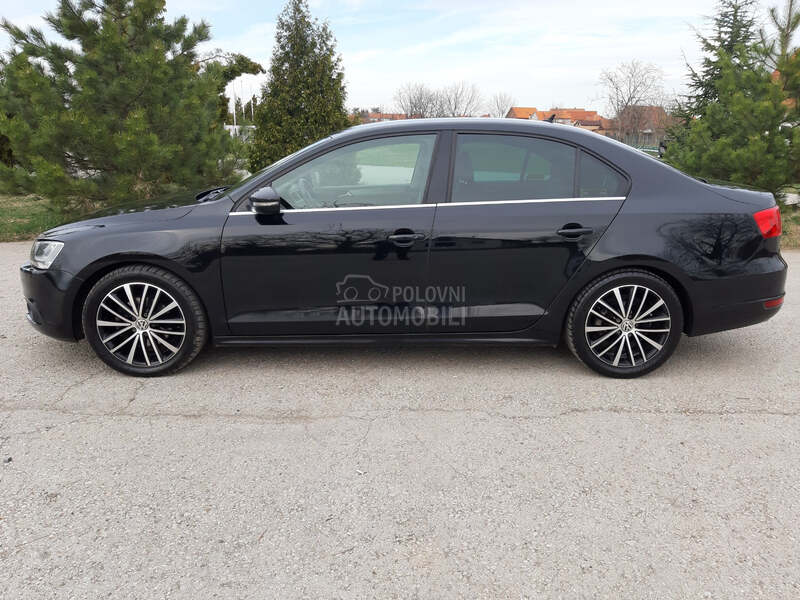 Volkswagen Jetta 2.0 TDI  Highline