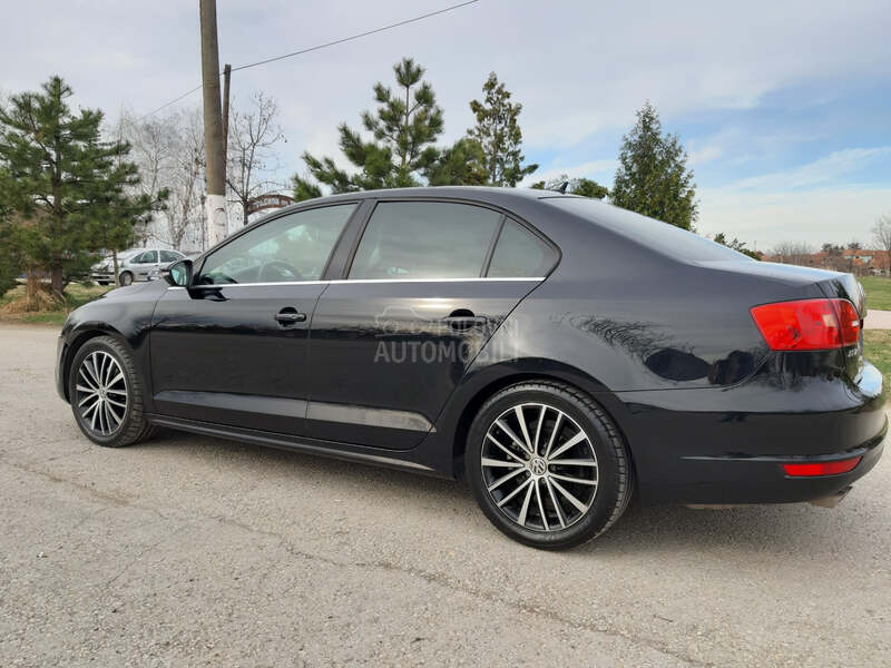 Volkswagen Jetta 2.0 TDI  Highline