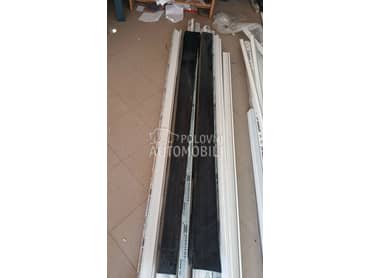 Pragovi sajtne F10, F11 za BMW 520