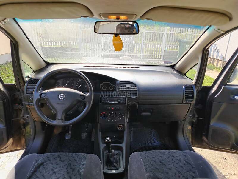 Opel Zafira A