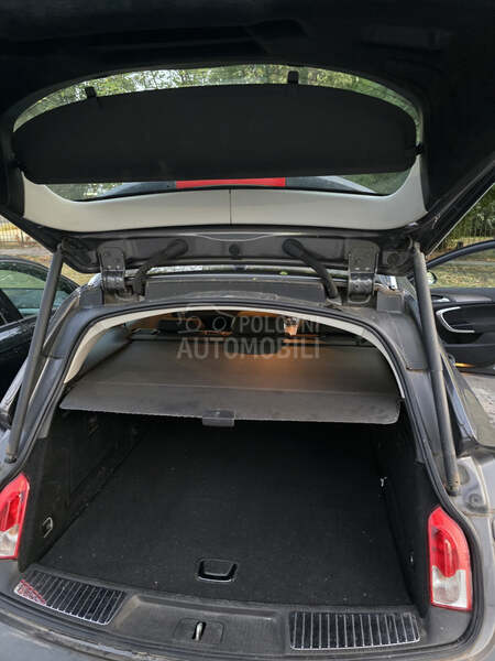 Opel Insignia 1.6 turbo