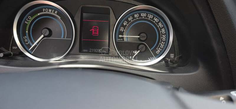 Toyota Auris HYBRID