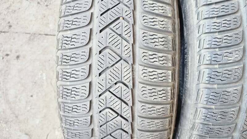 Pirelli 215/60 R16 Zimska