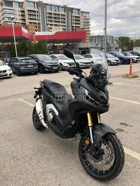 Honda XADV 750
