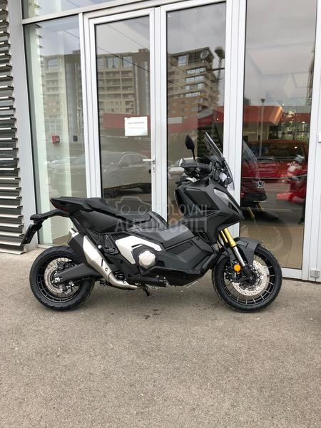 Honda XADV 750
