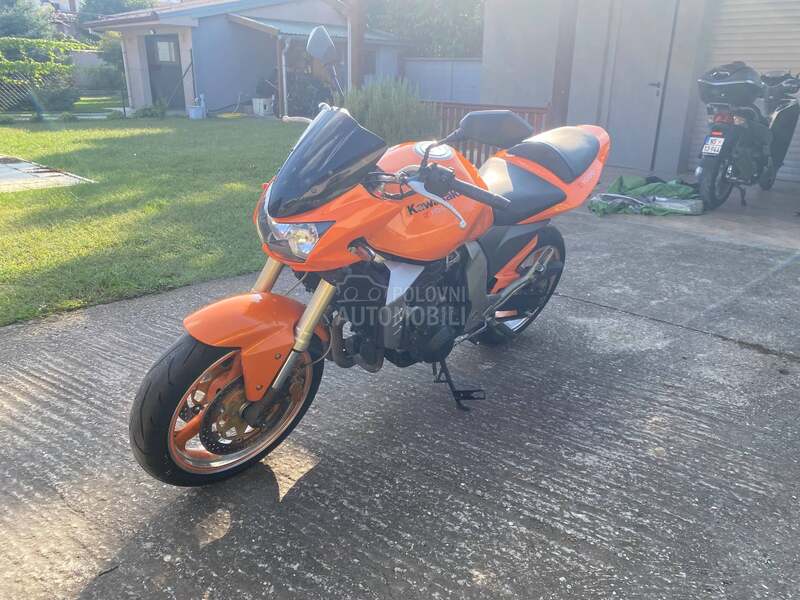 Kawasaki Z1000