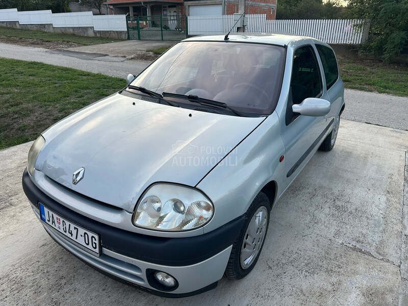 Renault Clio 