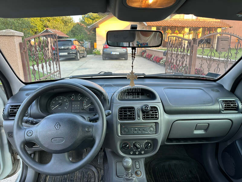 Renault Clio 