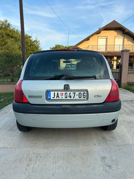 Renault Clio 