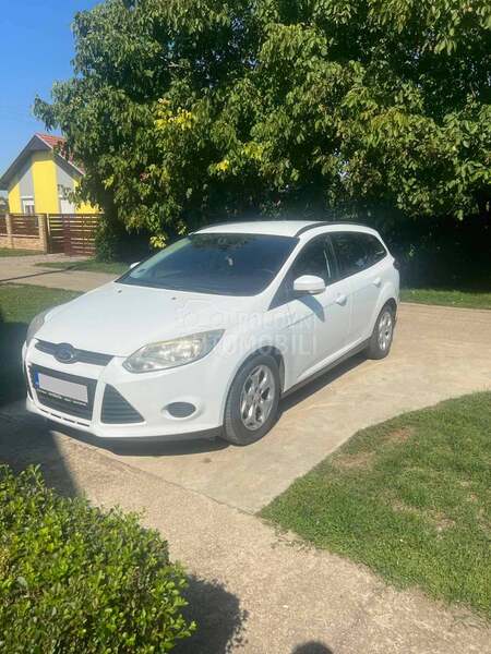 Ford Focus 1.6  ODLIČAN