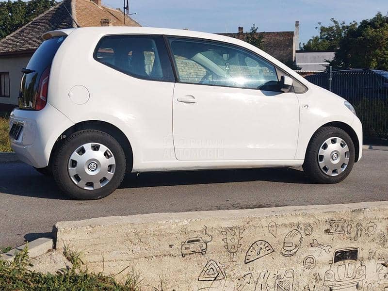 Volkswagen up! na.im.etan
