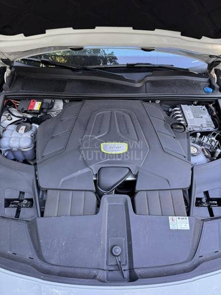Porsche Cayenne e-hybrid Porsche Cayenne e-hybrid