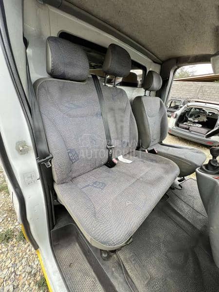 Enterijer za Renault Trafic II