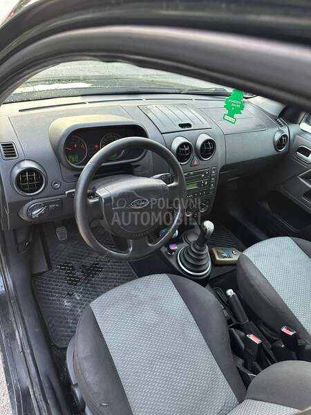 Ford Fusion 1.6 TDCI