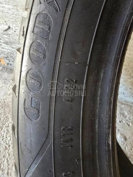 Goodyear 265/40 R21 Zimska