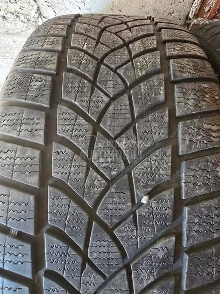 Goodyear 265/40 R21 Zimska