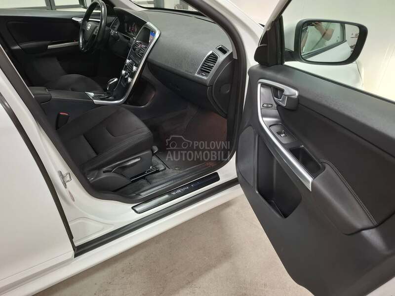 Volvo XC60 2.0D D3