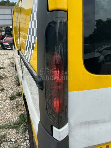 Stop levi Renault Trafic II