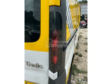 Stop desni Renault Trafic II