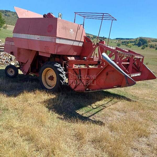 Massey Ferguson 186