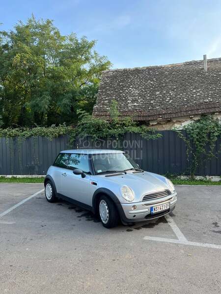 MINI One 
