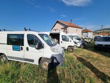 kompletan kombi u delovima