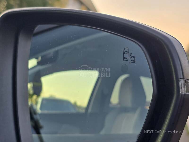 Peugeot 3008 1.2 130hp ALLURE