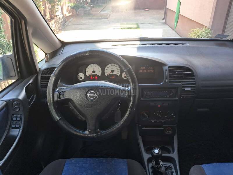 Opel Zafira 1.6
