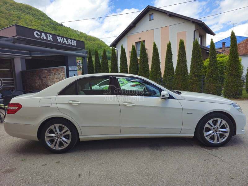 Mercedes Benz E 350 