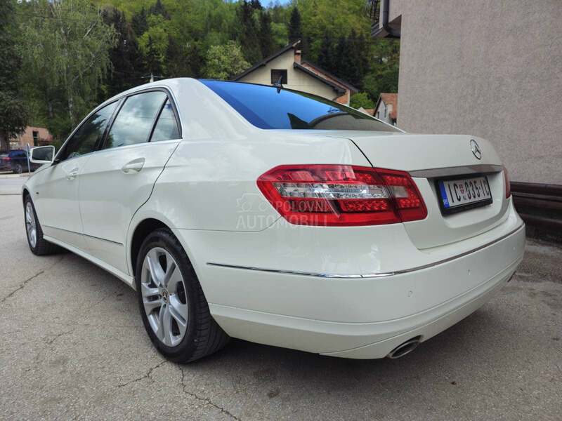 Mercedes Benz E 350 