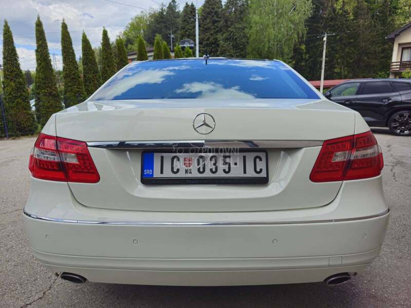 Mercedes Benz E 350 