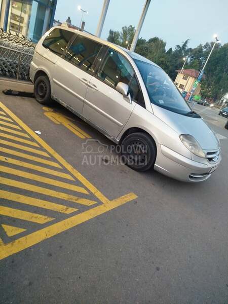Citroen C8 