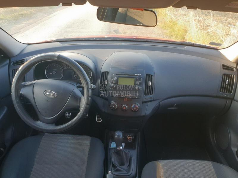 Hyundai i30 1,4 DOHC 5VR GL