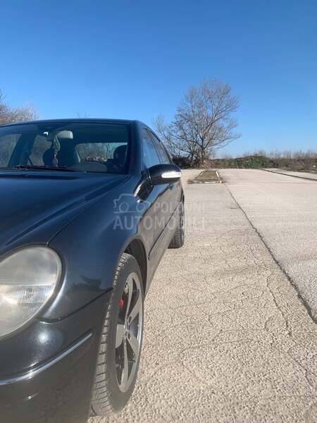 Mercedes Benz C 220 