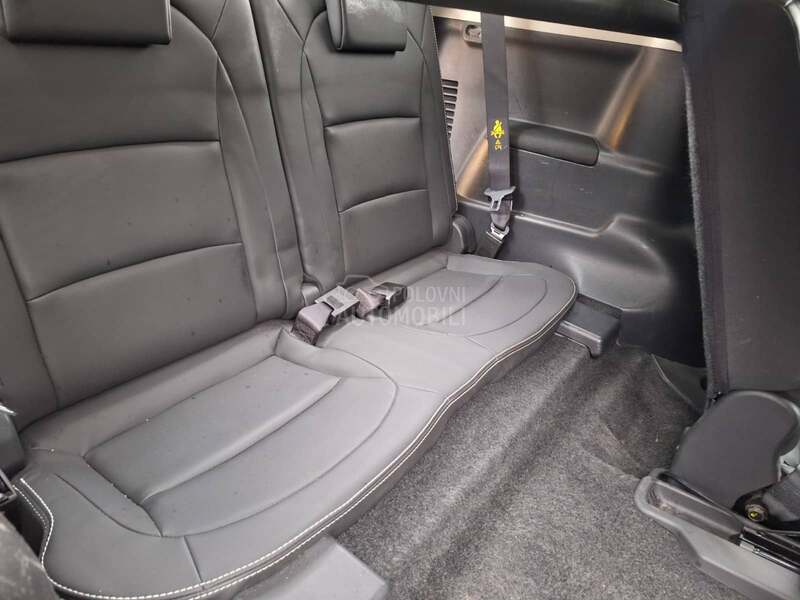 Nissan Qashqai + 2 2.0dCi 4WD TEKNA CH