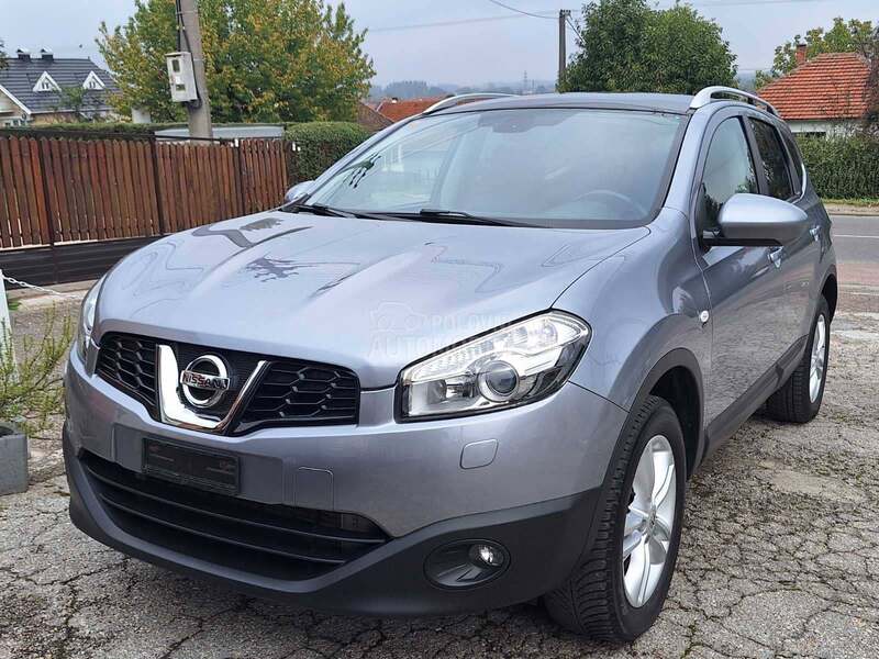 Nissan Qashqai + 2 2.0dCi 4WD TEKNA CH