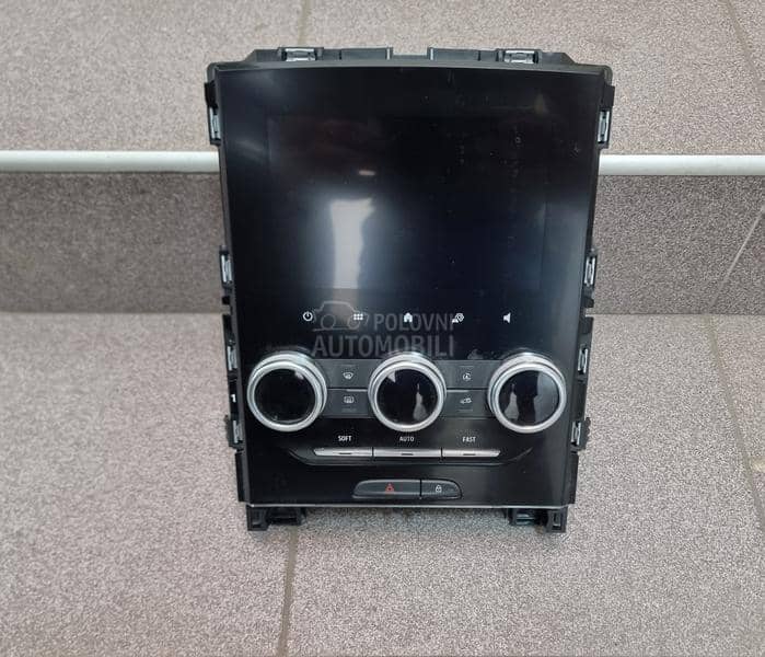 Multimedija Megane 4R